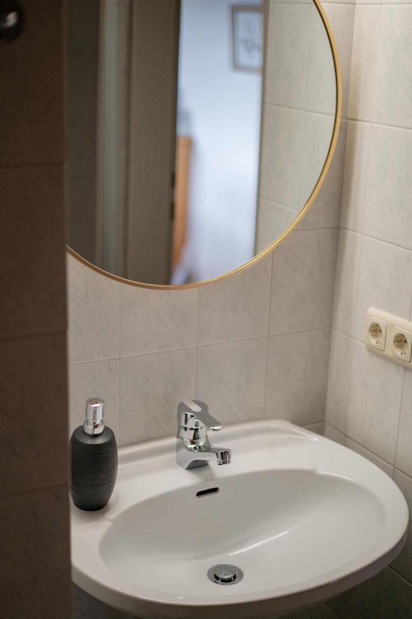שיפלינג אם סי S.A.W. Rooms מראה חיצוני תמונה